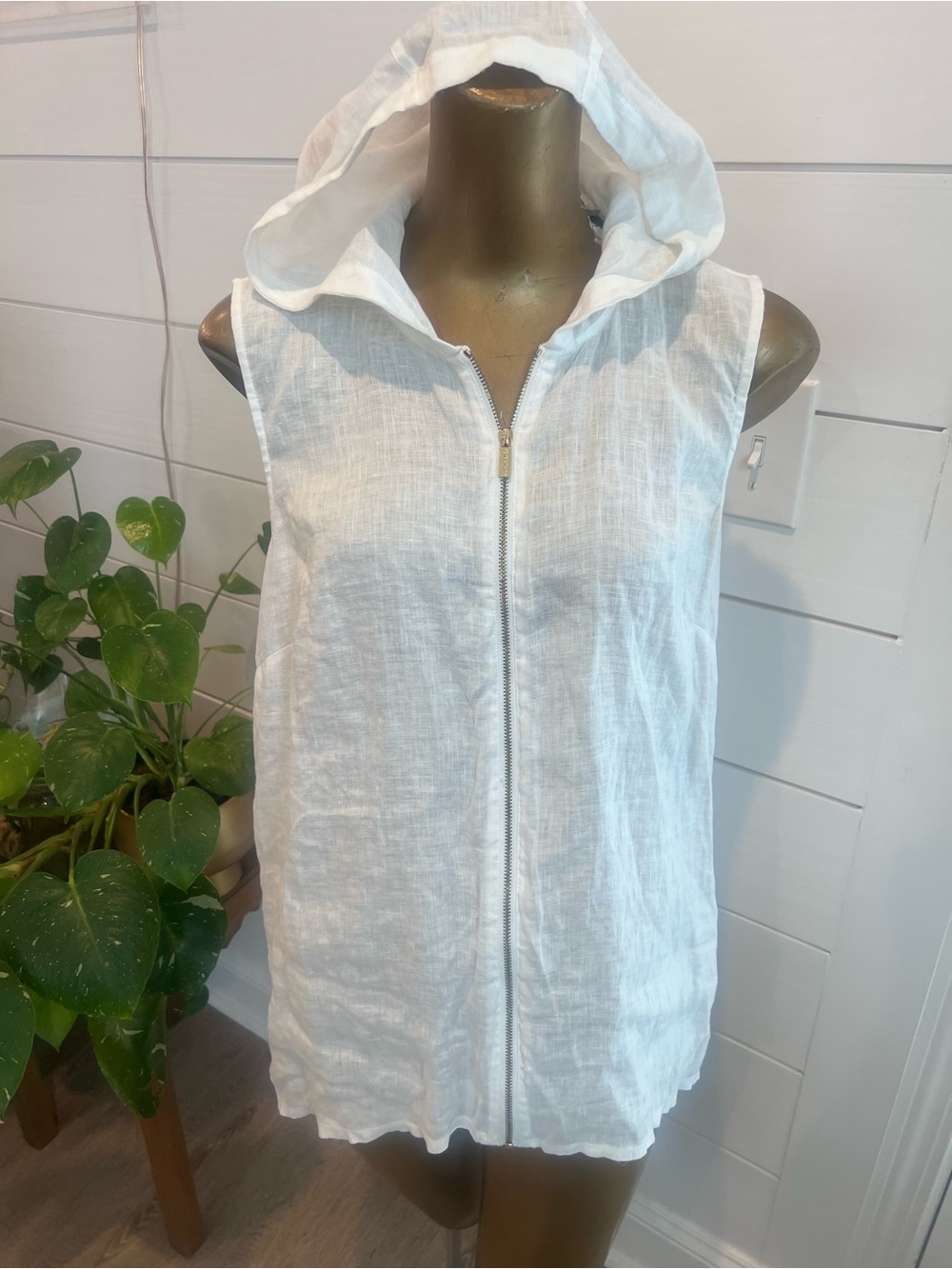 Lightweight White Hooded tunic top